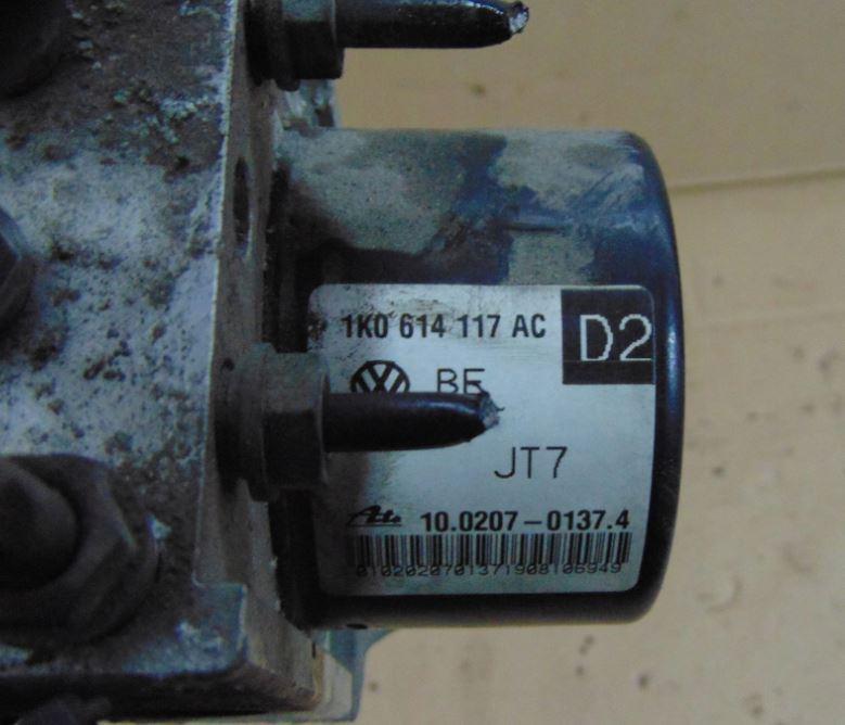Skoda Octavia II 2004-2013 combi 1.9 TDI diesel MT 77 kW 2005  Pumpa ABS 1K0614117AC