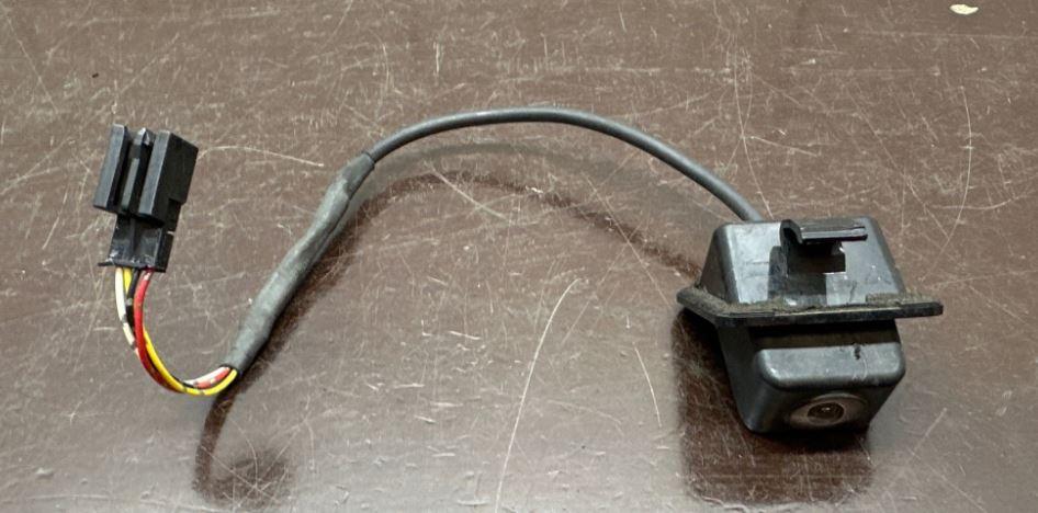 Mercedes S W221 2005-2013 sedan 3.0 CDI diesel AT 173 kW 2007  Kamera A2218200397