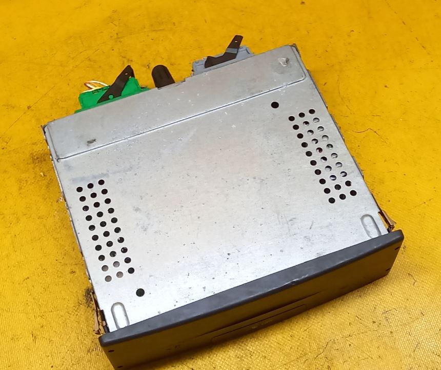 Renault Espace IV 2003-2014 hatchback 1.9 DCI diesel MT 88 kW 2005 GPS navigácia 8200339743