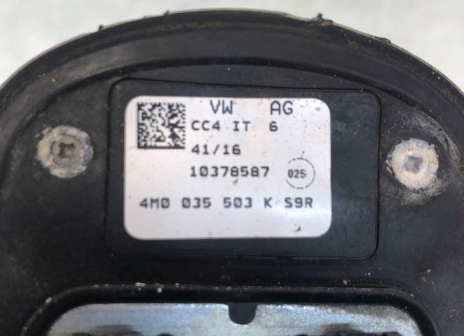 AUDI A4 B9 Kombi 2017 140 kW 2.0 TDI quattro 1968  Anténa 4M0035503K