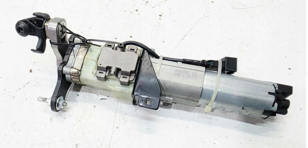 Audi A6 C7 2011-2018 sedan 2.0 TFSI petrol MT 132 kW 2013  Motorček ostatné 4G9827851