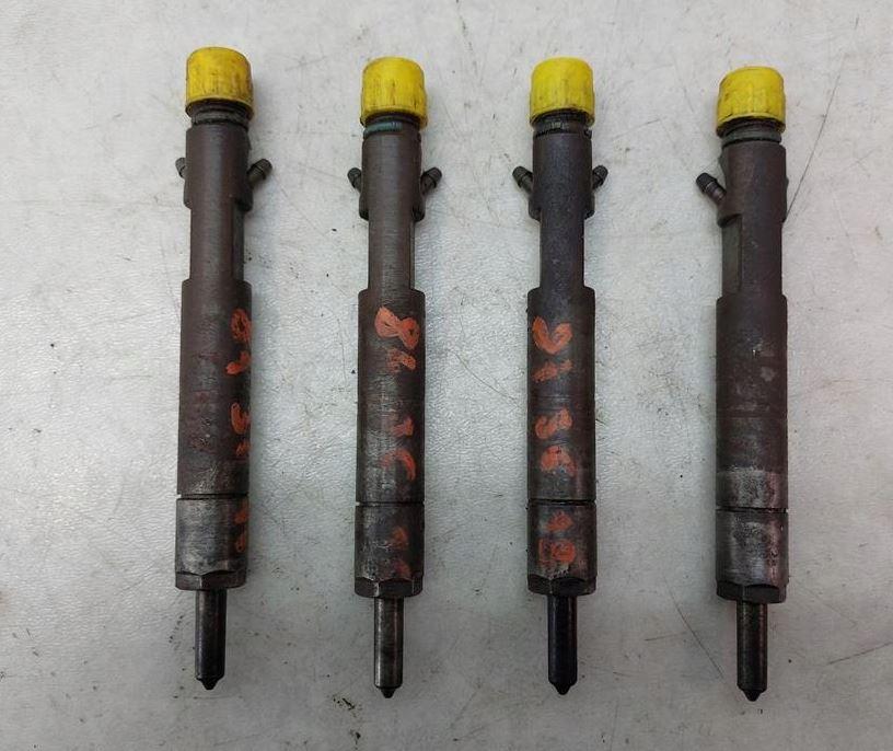 Ford Focus Mk1 1998-2004 hatchback 1.8 TDDI diesel MT 66 kW 2000  Vstrekovač paliva TJBB01702D