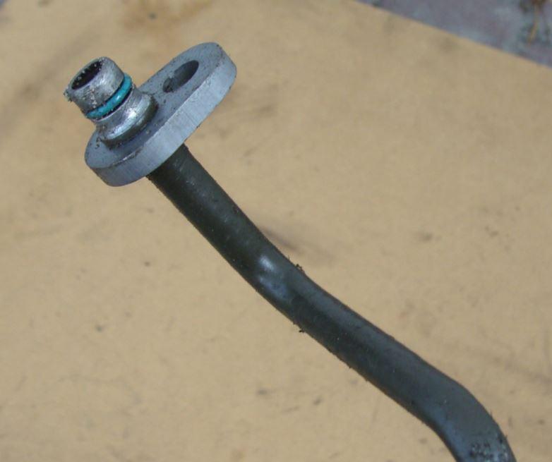 Dacia Logan I 2005-2014 combi 1.5 DCI diesel MT 50 kW 2008 Hadica servočerpadla 8200720887