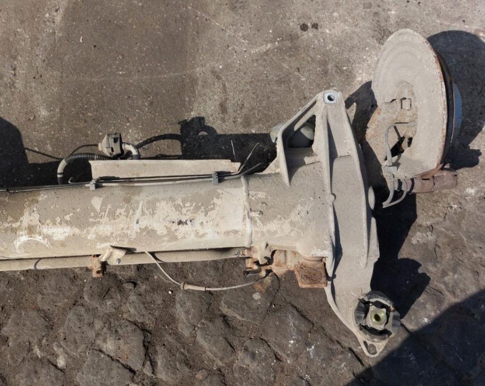 Citroen C5 I 2001-2008 combi 2.0 HDI diesel MT 80 kW 2002 Výstuha zadná