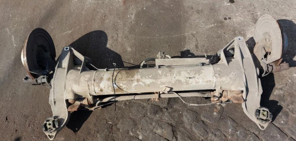 Citroen C5 I 2001-2008 combi 2.0 HDI diesel MT 80 kW 2002 Výstuha zadná