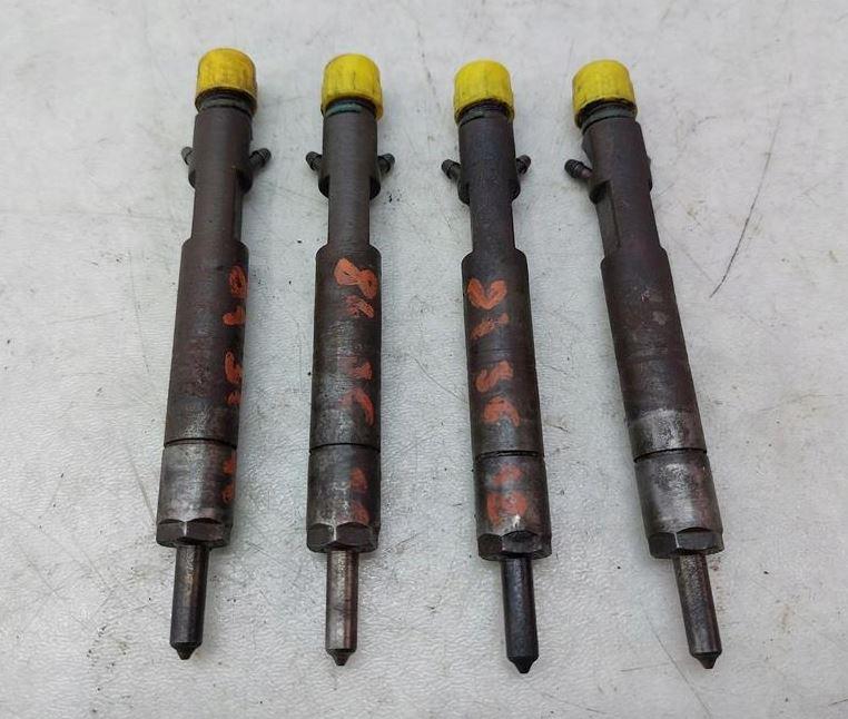 Ford Focus Mk1 1998-2004 hatchback 1.8 TDDI diesel MT 66 kW 2000  Vstrekovač paliva TJBB01702D