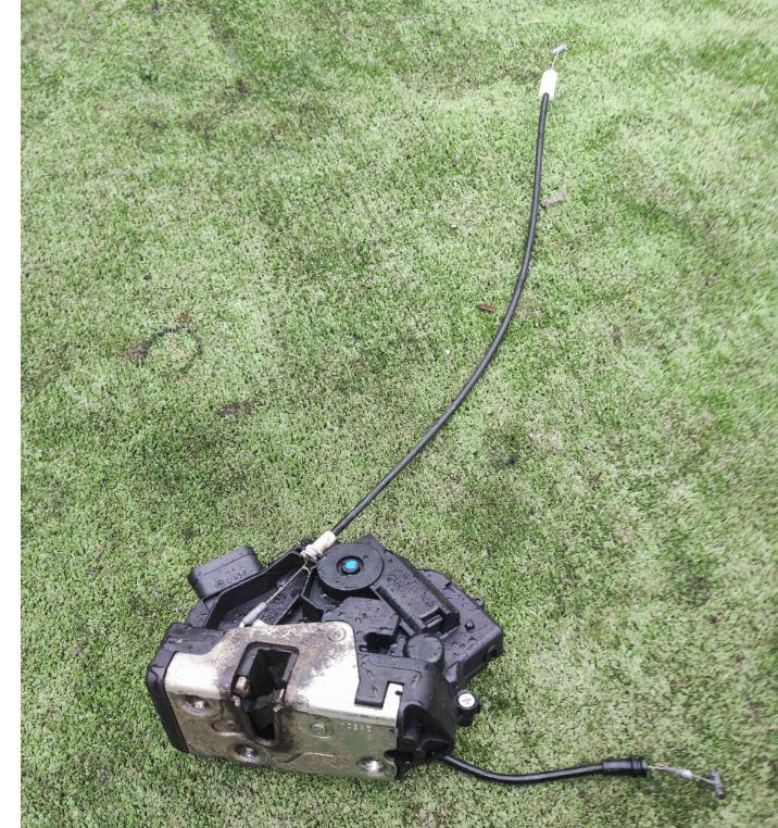 Smart Forfour I 2004-2006 hatchback 1.1 petrol AT 40 kW 2000  Zámok dverí predný pravý A4547200035