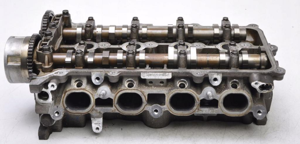 Kia Ceed I 2006-2012 hatchback 1.4 16v petrol MT 77 kW 2010  Hlava valcov X221112B000