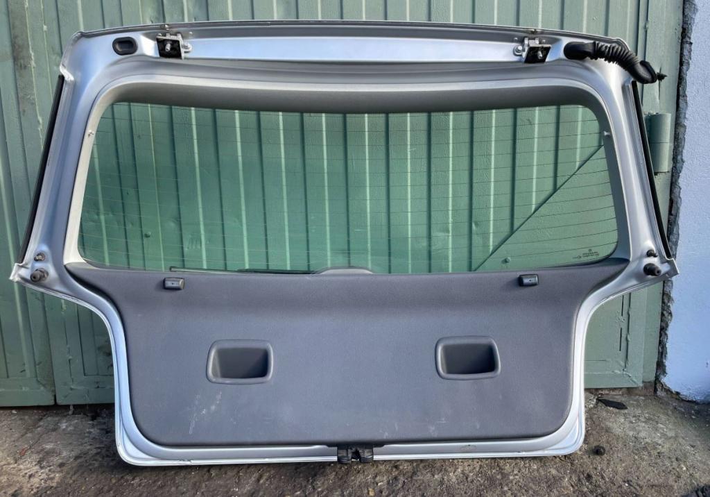 Volkswagen Polo IV 9N 2001-2009 hatchback 1.9 TDI diesel 66 kW 1995  Kapota zadná (kufor)