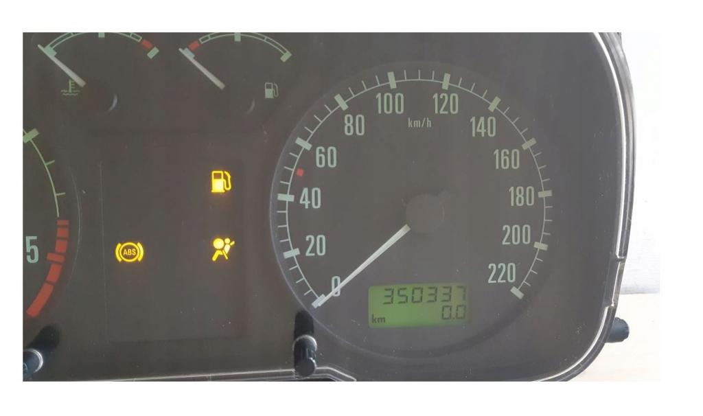 Skoda Octavia I 1996-2010 hatchback 1.9 TDI diesel MT 81 kW 1998  Prístrojová doska 1U1919034G