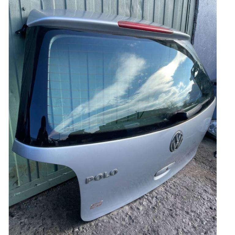 Volkswagen Polo IV 9N 2001-2009 hatchback 1.9 TDI diesel 66 kW 1995  Kapota zadná (kufor)