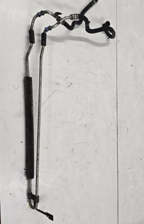 Volvo XC70 I 2000-2007 combi 2.4 D5 diesel AT 136 kW 2007  Hadica servočerpadla