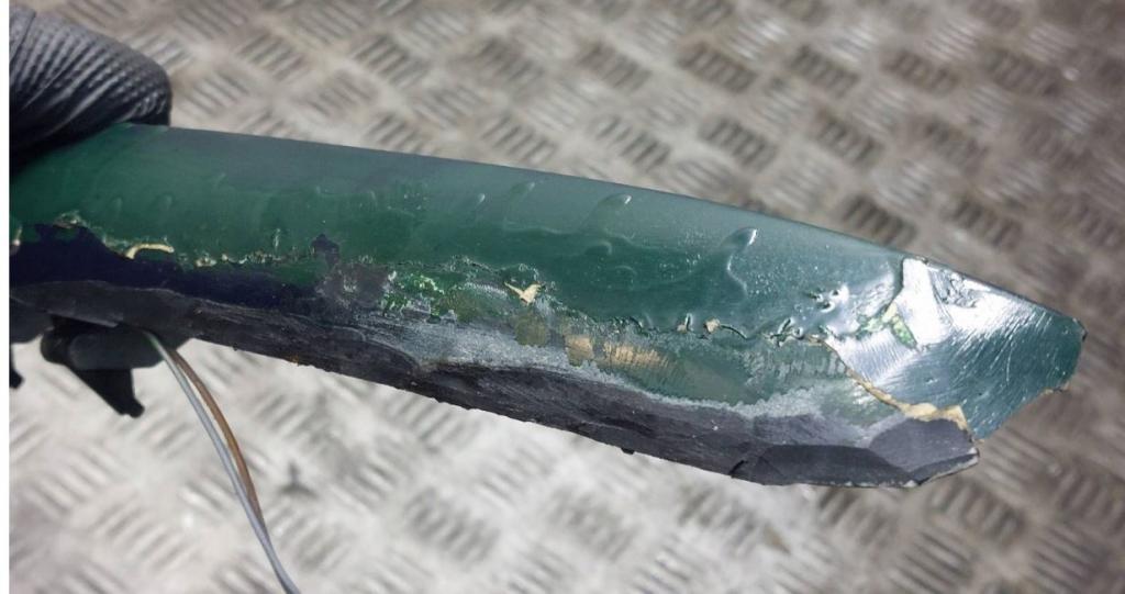 Volkswagen Passat B5 1995-2005 sedan 1.9 TDI diesel MT 74 kW 2004  Zámok zadnej kapoty+ LISTA 3B5827505