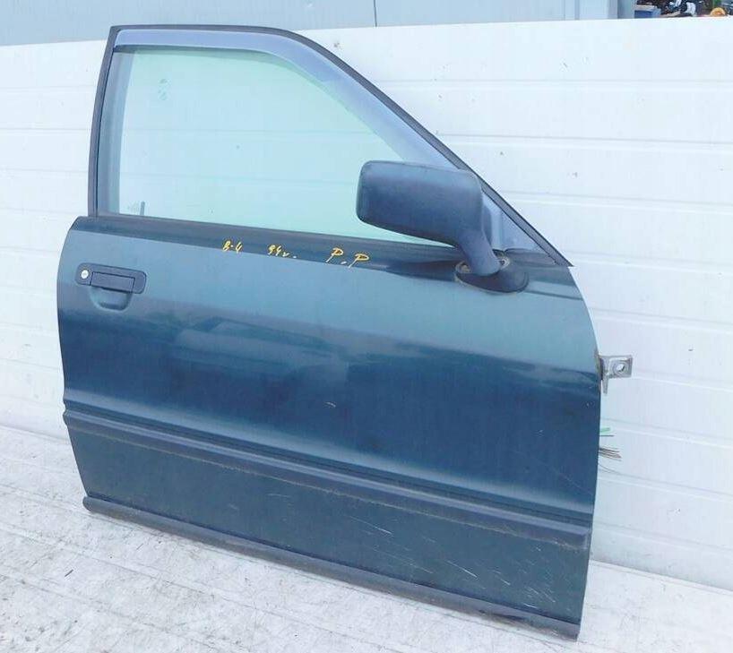 Audi 80 B4 1991-1994 sedan 1.8 petrol MT 66 kW 1992  Dvere predné pravé