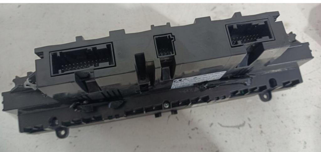 Citroen C5 II 2008-2017 sedan 1.6 HDI diesel 9HZ MT 80 kW 2009  Panel kúrenia/klimatizácie 96715288ZD