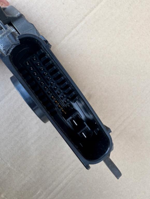 Toyota Rav4 V 2018- suv   Menič LED 89907-42020