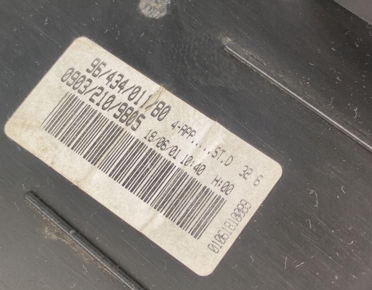 Peugeot 206 hatchback 2.0 HDI diesel MT 66 kW 2003  Prístrojová doska 9643401180