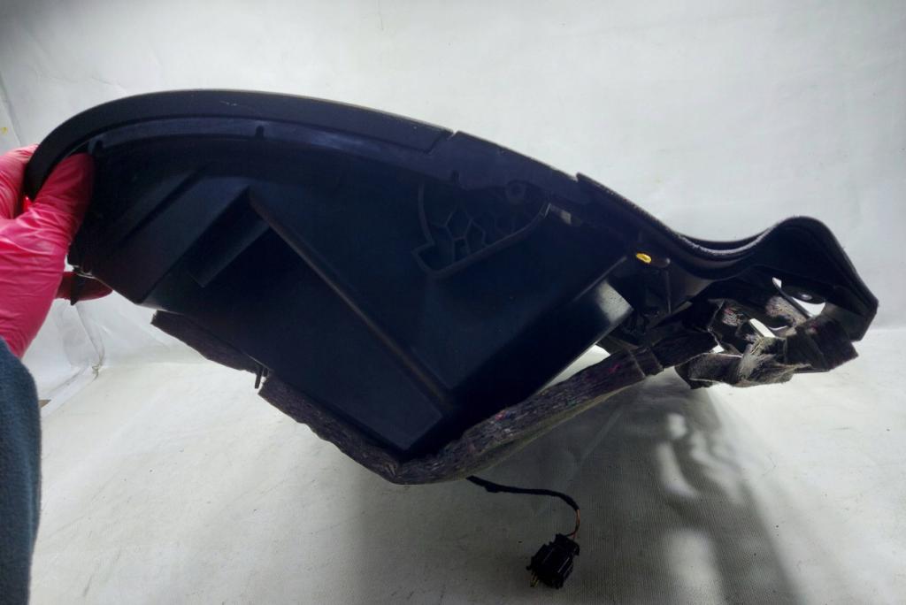 Audi A3 8P 2003-2012 hatchback Priehradka (kastlík) 8P1857035G