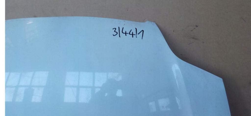 Toyota Corolla E11 1997-2002 hatchback 1.4 VVTI petrol MT 71 kW 2000  Kapota predná