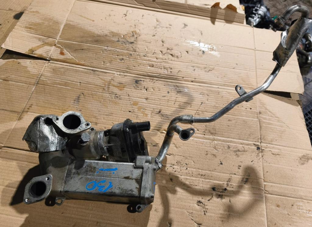 Audi SQ7 SQ8 4.0 TDI    EGR Ventil 057131501AC  057131511AA