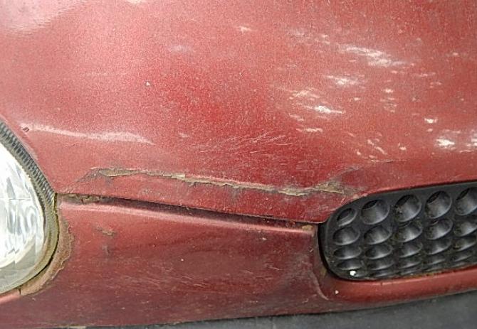 Toyota Corolla E11 1997-2002 sedan 1.4 D4D diesel MT 55 kW 2001 Kapota