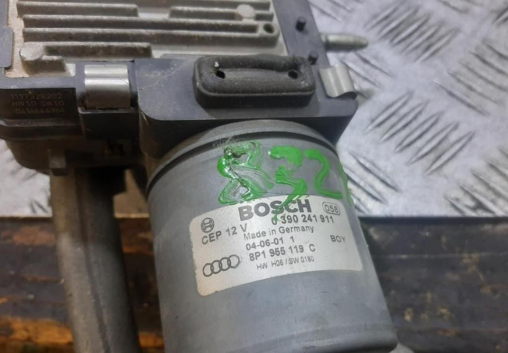 Audi A3 8P 2003-2012 hatchback Mechanizmus stieračov predný 8P1955119C