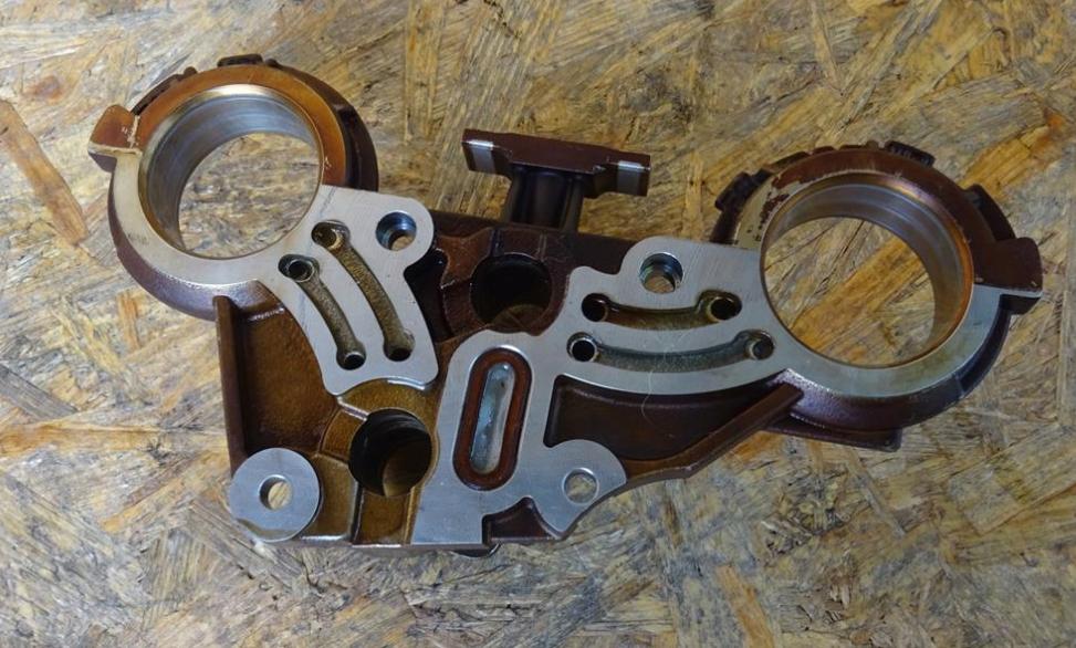 Volkswagen 3.2 FSI Rozvod motora ostatné 03H109210A