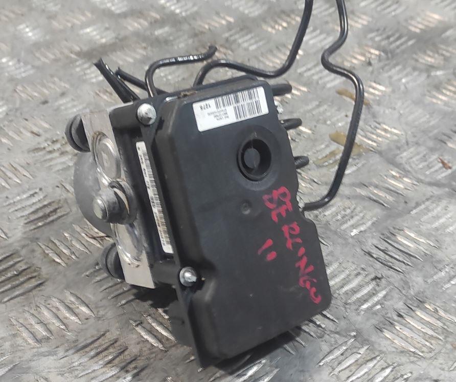 Peugeot Partner II 2008-2018 hatchback 1.6 HDI diesel MT 66.2 kW 2010  Pumpa ABS 9801127580