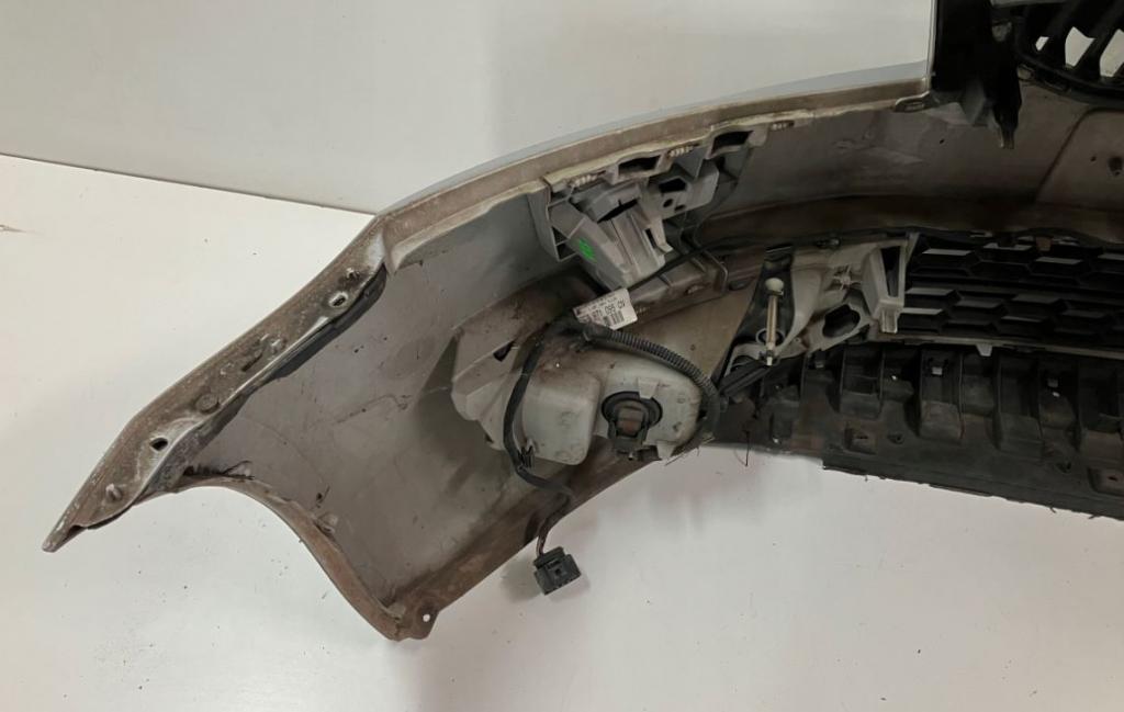 Skoda Octavia III 2013- combi 2.0 TDI diesel MT 110 kW 2015  Nárazník predný