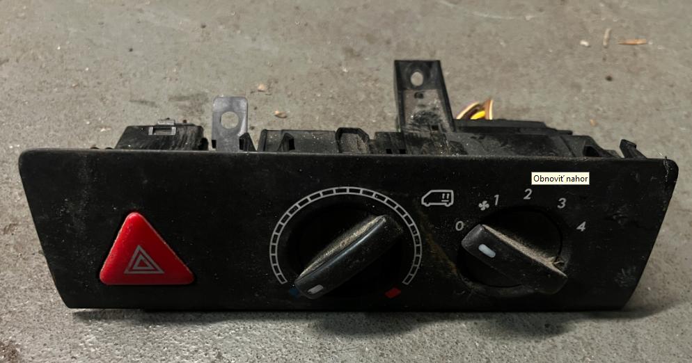 Volkswagen Transporter T5 2003-2015 hatchback 2.5 TDI diesel MT 96 kW 2007  Panel kúrenia/klimatizácie 7H0919158L