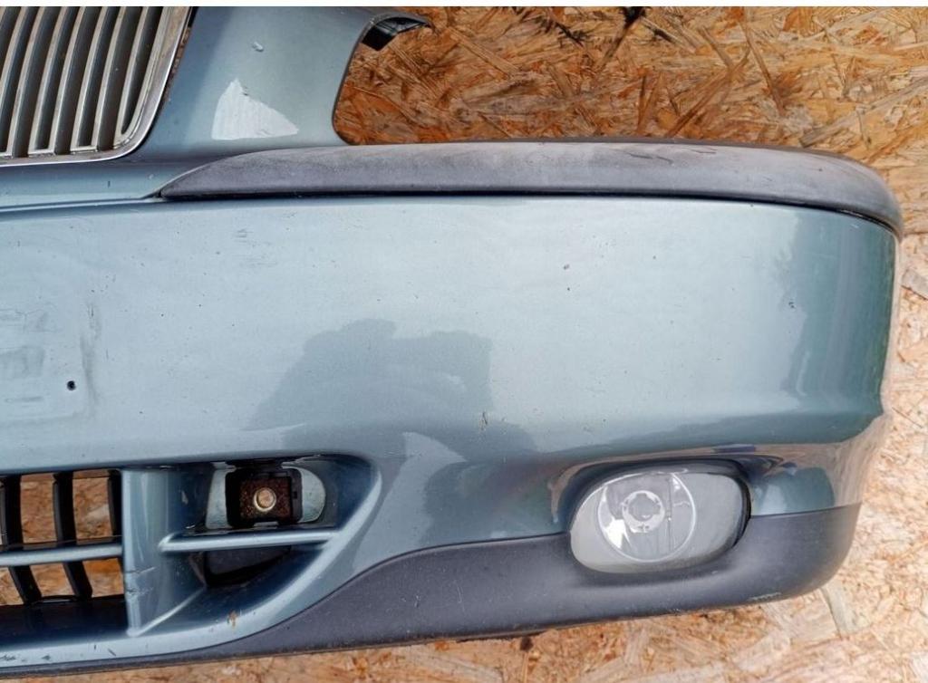 Volvo S80 I 1998-2006 sedan 2.0 T petrol AT 132 kW 2000 Nárazník predný