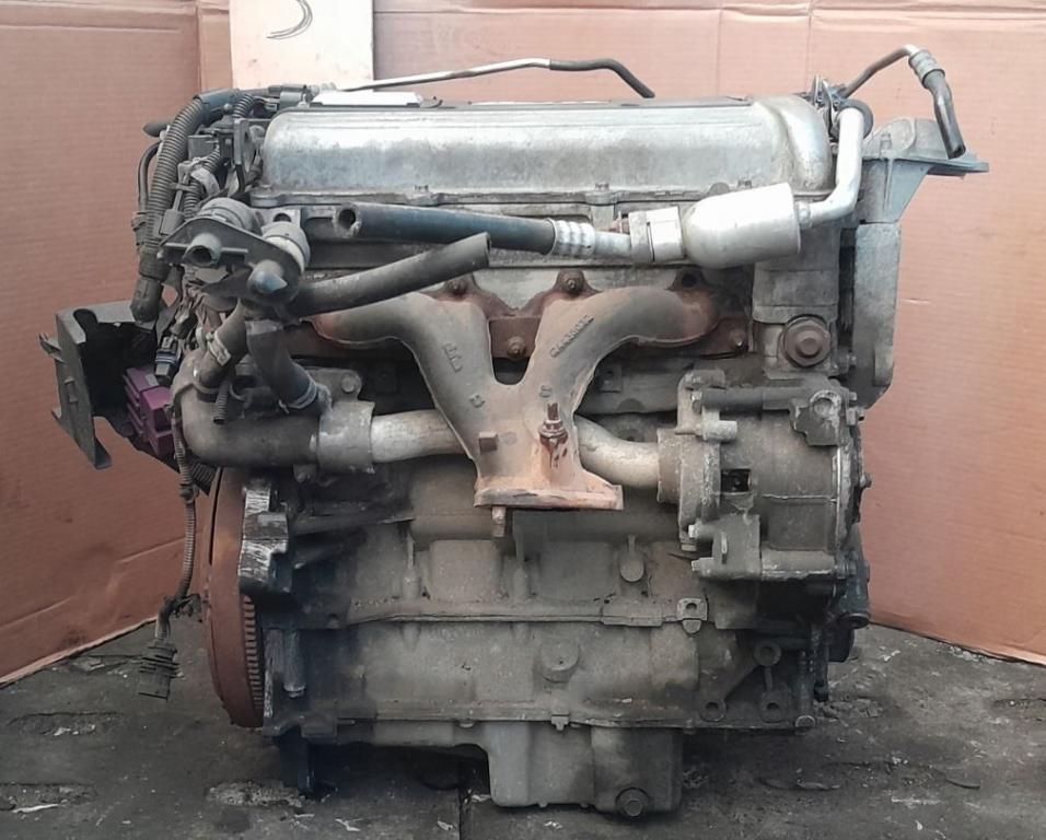 Opel Vectra C 2002-2008 sedan 2.2 16v petrol MT 108 kW 2003  Motor benzín Z22SE