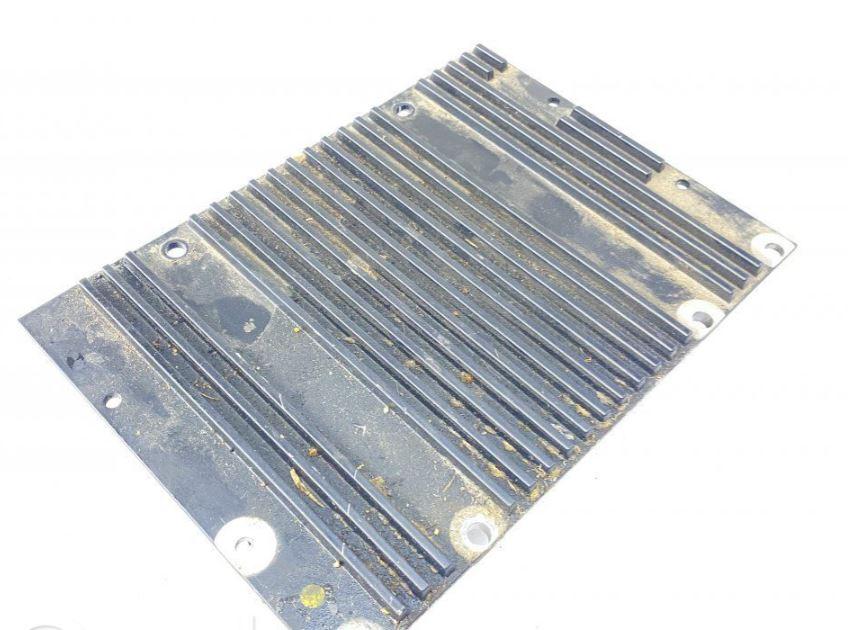 Volvo XC90 I 2002-2014 hatchback 2.4 D5 diesel AT 136 kW 2008  Zosilňovač 31215526 30752610