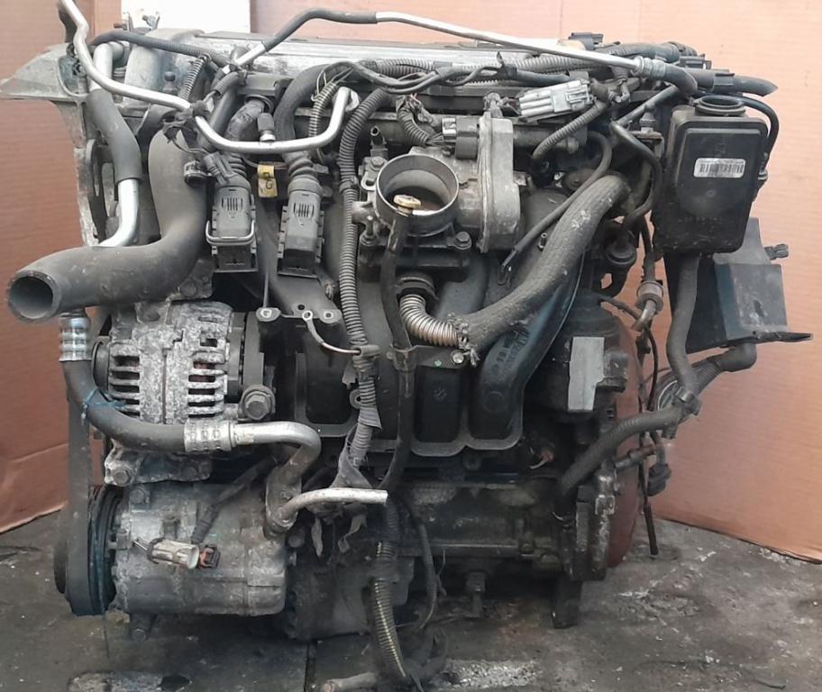 Opel Vectra C 2002-2008 sedan 2.2 16v petrol MT 108 kW 2003  Motor benzín Z22SE