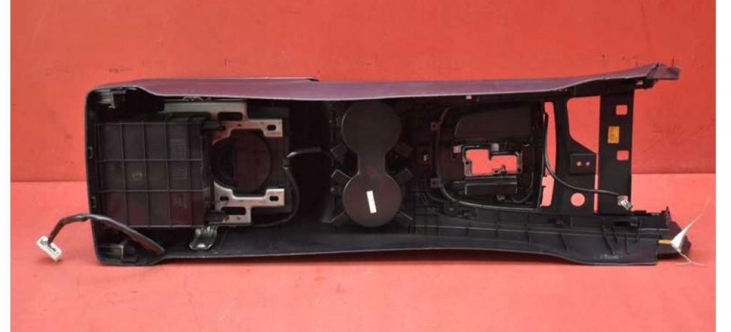 Hyundai Santa Fe II 2006-2012 hatchback 2.2 CRDI diesel AT 110 kW 2007  Lakťová opierka 84691-2B000