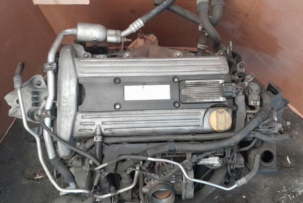 Opel Vectra C 2002-2008 sedan 2.2 16v petrol MT 108 kW 2003  Motor benzín Z22SE