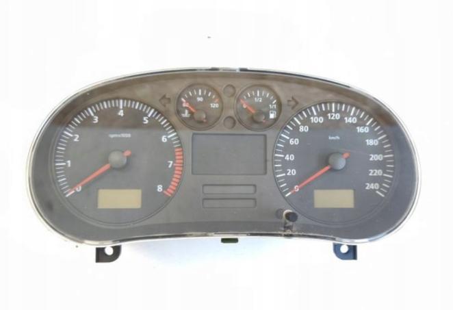 Seat Leon I 1999-2005 hatchback 1.6 petrol BCB MT 77 kW 2002  Prístrojová doska 110080074014