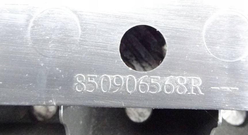 Dacia Logan II 2012-2020 combi 0.9 TCE petrol MT 66 kW 2017  Výstuha predná 850906568R