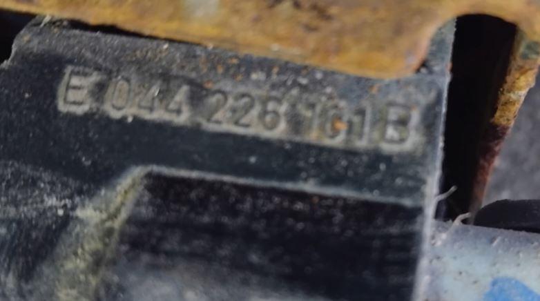 Renault Laguna III 2007-2015 hatchback 2.0 DCI diesel MT 131 kW 2008  Ručná brzda elektrická E044226101B