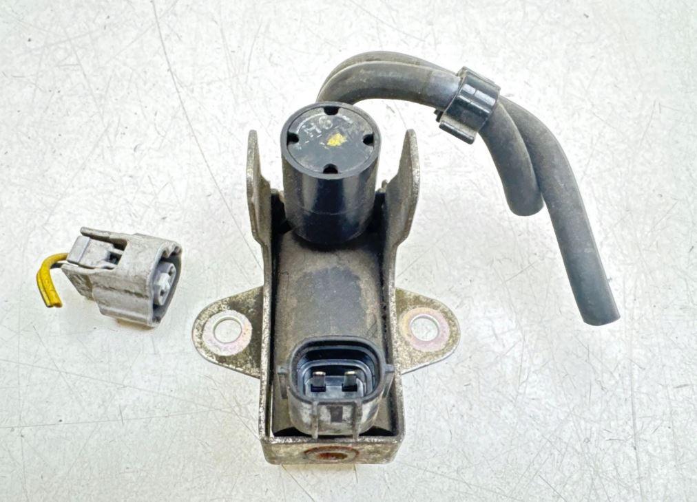 Honda CR-V III 2006-2011 hatchback 2.2 I-DTEC diesel MT 110 kW 2012  Podtlakový ventil 139700-0870