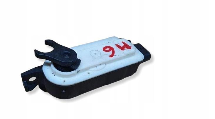 Mercedes A W177 2018- hatchback   Motorček 5878R1000