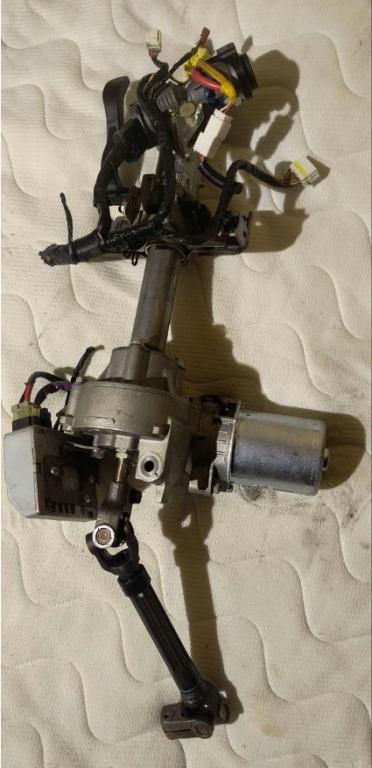 Kia Rio III 2011-2017 hatchback 1.2 16v petrol MT 62.5 kW 2014  Servočerpadlo 56300-1W100 56300-1W200