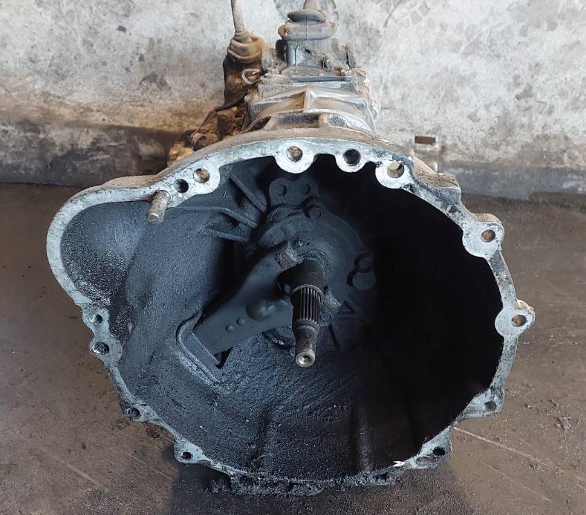 Isuzu Trooper 1983-1992 2.5 petrol MT 85 kW  Prevodovka manuálna