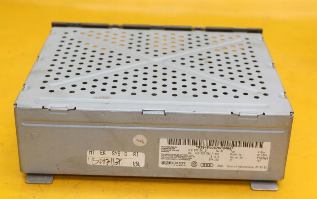 Audi A6 C5 1997-2004 sedan 1.9 TDI diesel MT 96 kW 2003  Zosilňovač 4F0035541B 4E0910541F