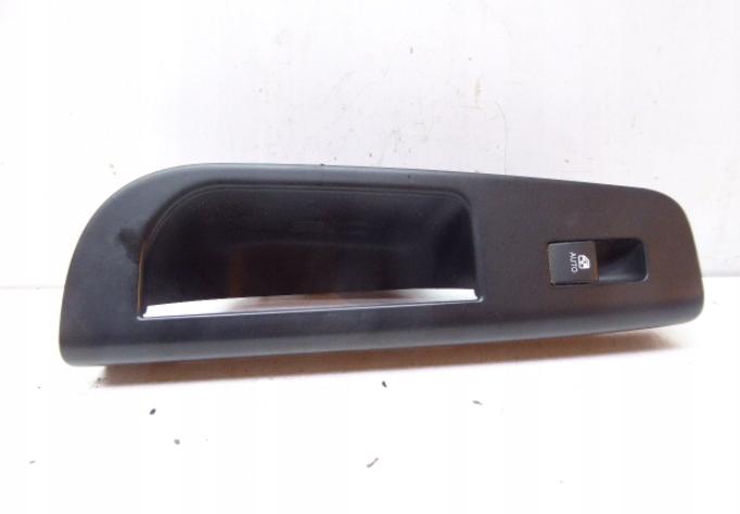 Kia Ceed I 2006-2012 combi 1.6 CRDI diesel 85 kW 2009  Prepínač ovládania okna predný pravý 