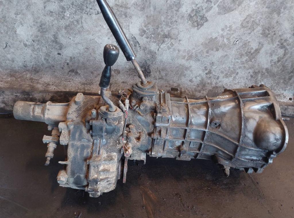 Isuzu Trooper 1983-1992 2.5 petrol MT 85 kW  Prevodovka manuálna