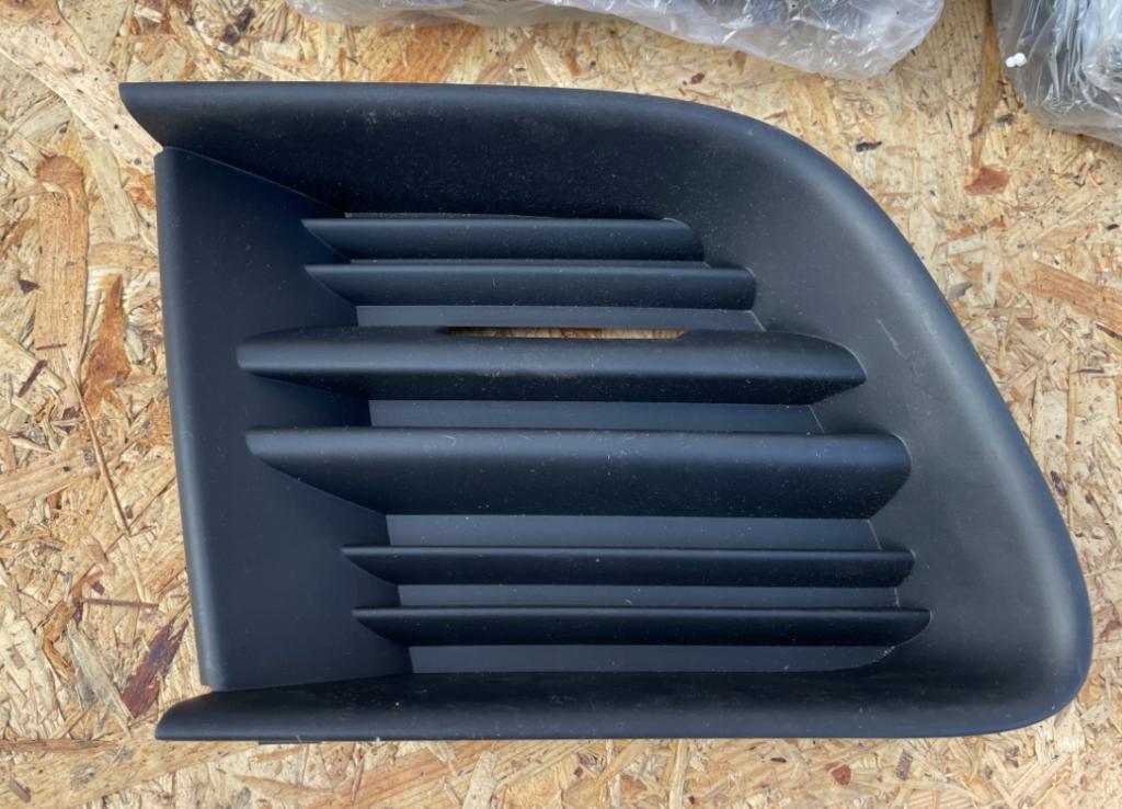 Skoda Octavia II 2004-2013 RS Kryt nárazníka predný pravý 1Z0853666A