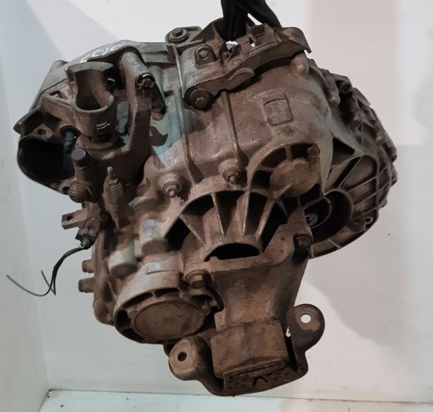 Volkswagen Transporter T5 2003-2015 hatchback 2.5 TDI diesel MT 96 kW  Prevodovka manuálna JKT