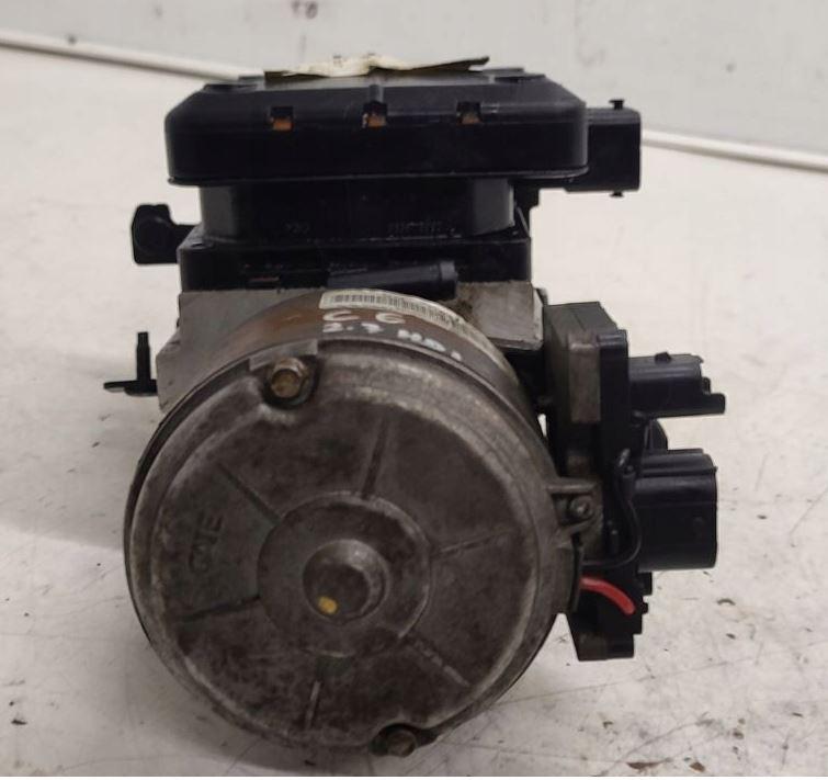 Citroen C6 2005-2012 sedan 2.7 HDI diesel AT 150 kW 2009  Palivové čerpadlo 9654068680