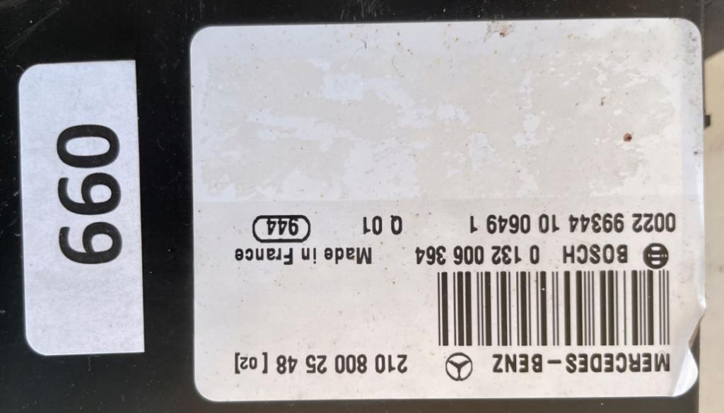 Mercedes CLK I W208 1997-2003 coupe 1.8 KOMPRESSOR petrol 125 kW 0  Pumpa centrálneho zámku 2108002548 0132006364